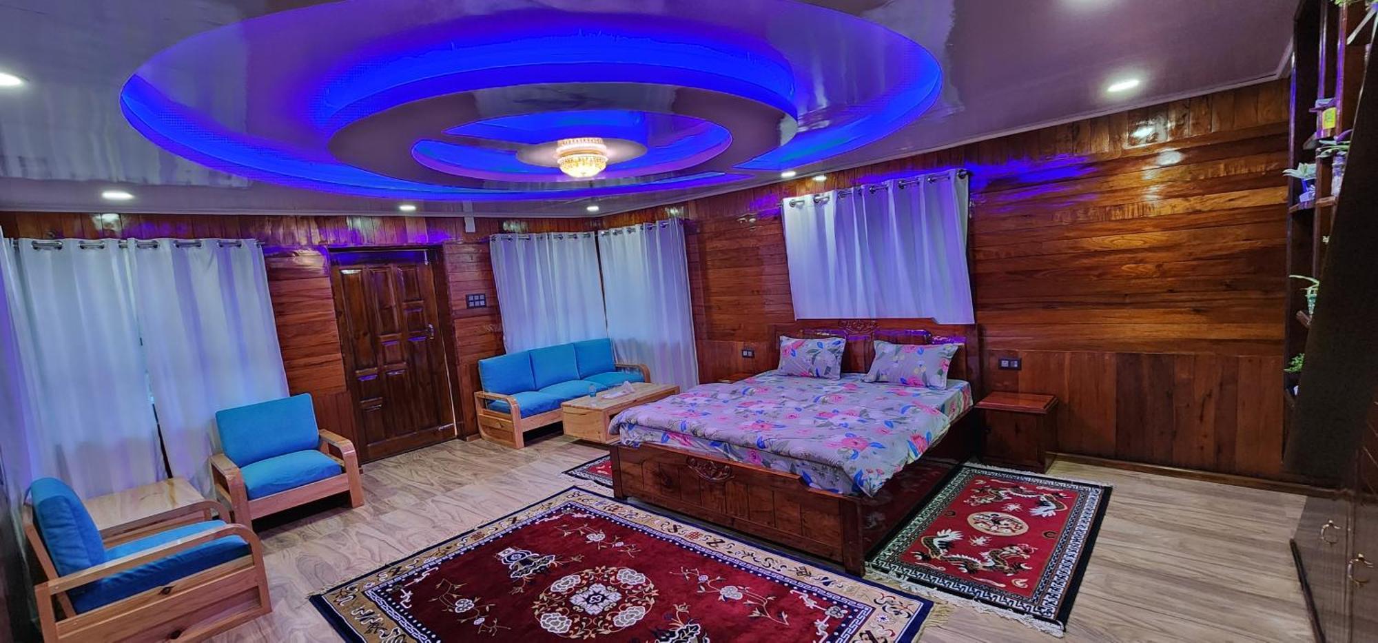 Brokpa Estate Apartment Dirang Bagian luar foto