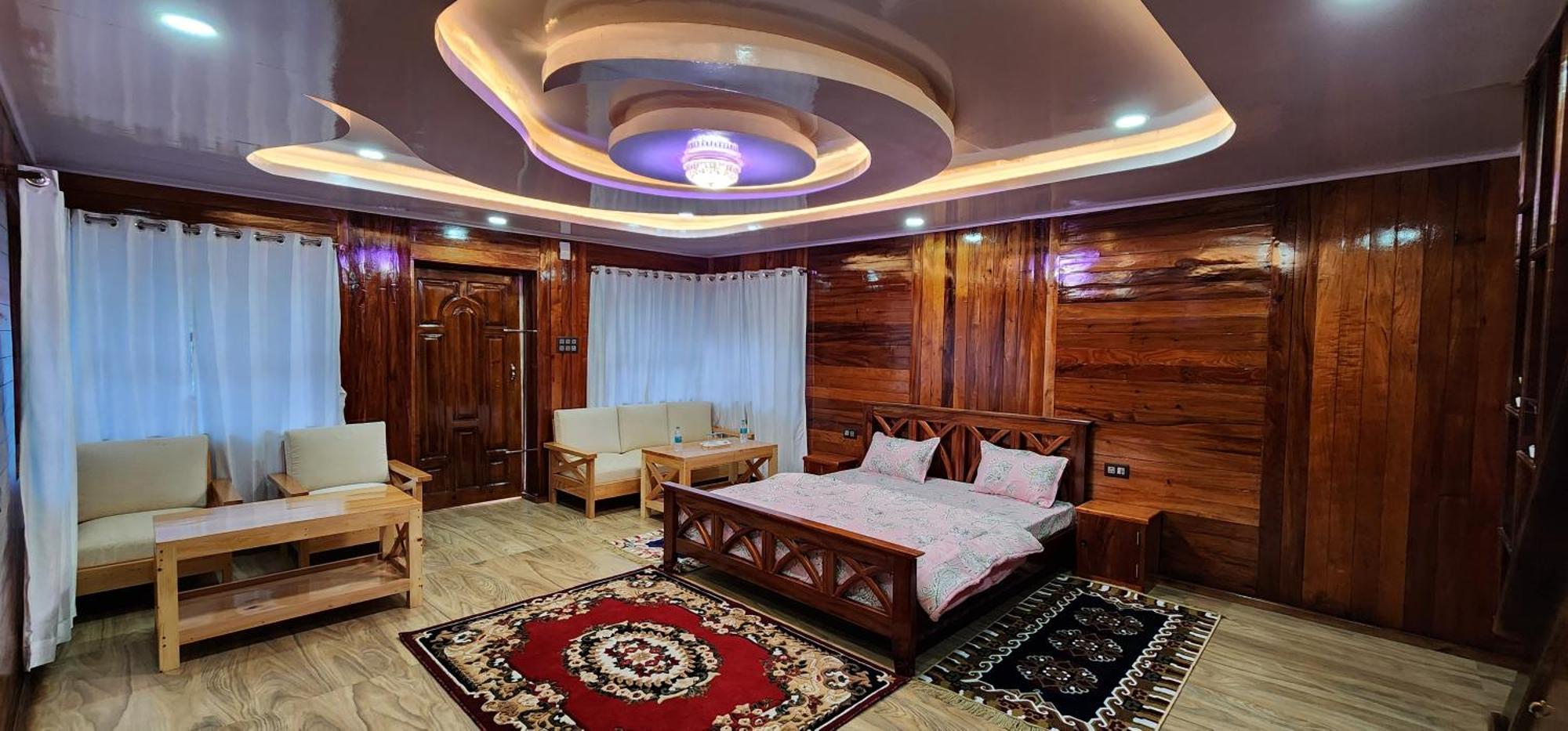 Brokpa Estate Apartment Dirang Bagian luar foto