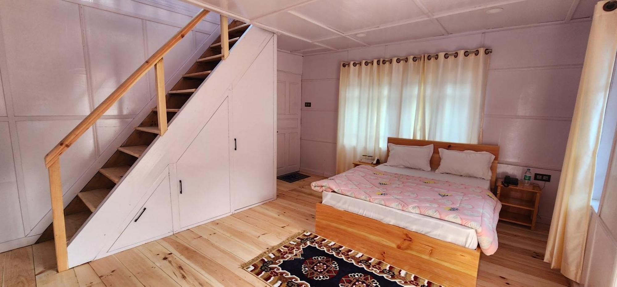 Brokpa Estate Apartment Dirang Bagian luar foto